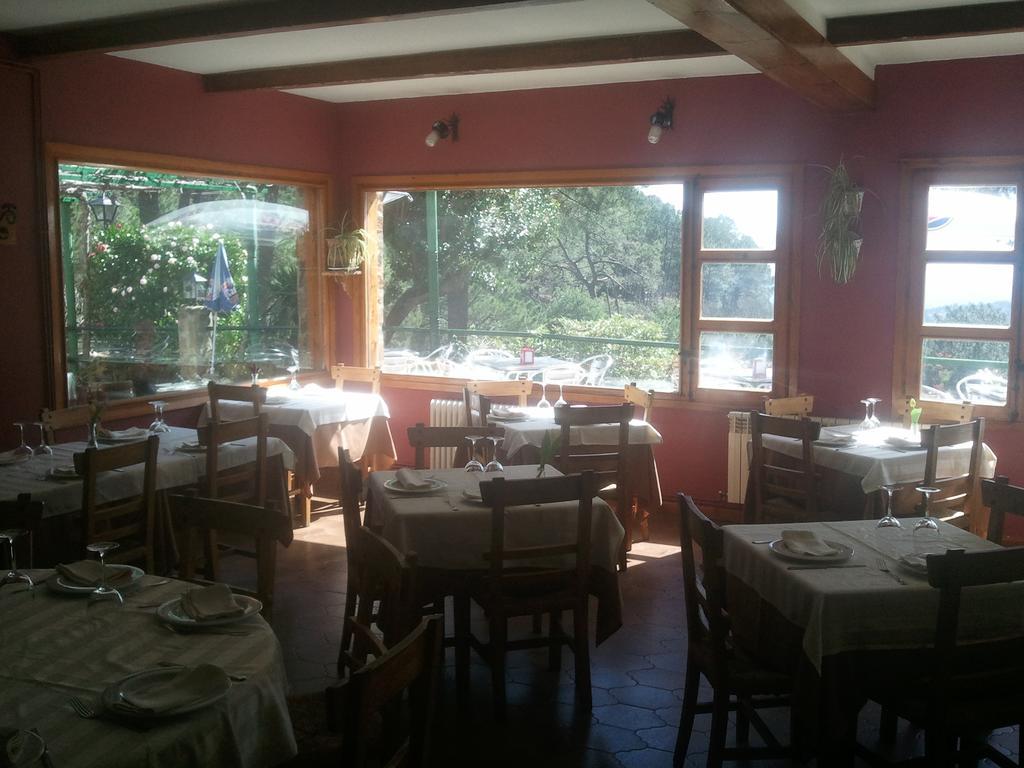 Hostal-Restaurante Fogon De Gredos Guisando Exteriér fotografie